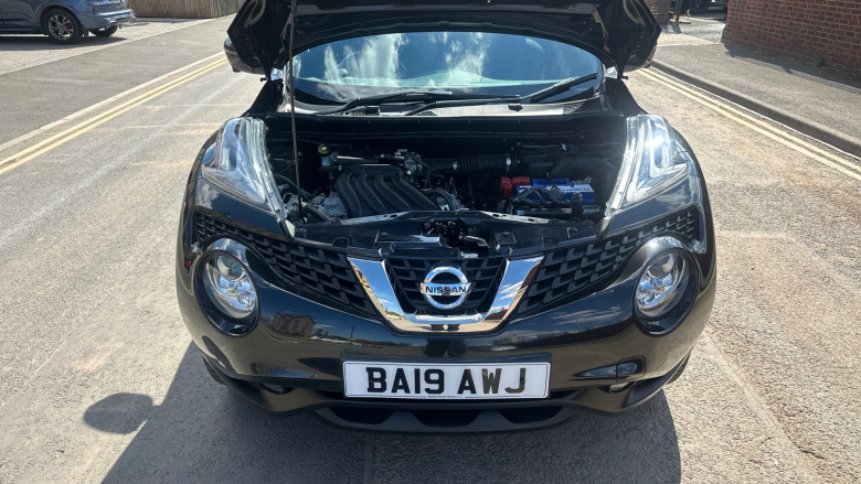 Nissan Juke 1.6 [112] Tekna 5dr CVT [Bose] Petrol Hatchback